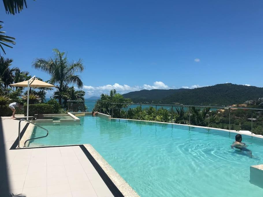 Three B Airlie 2 Bedroom Unit Seaviews & Pool Airlie Beach Exterior photo